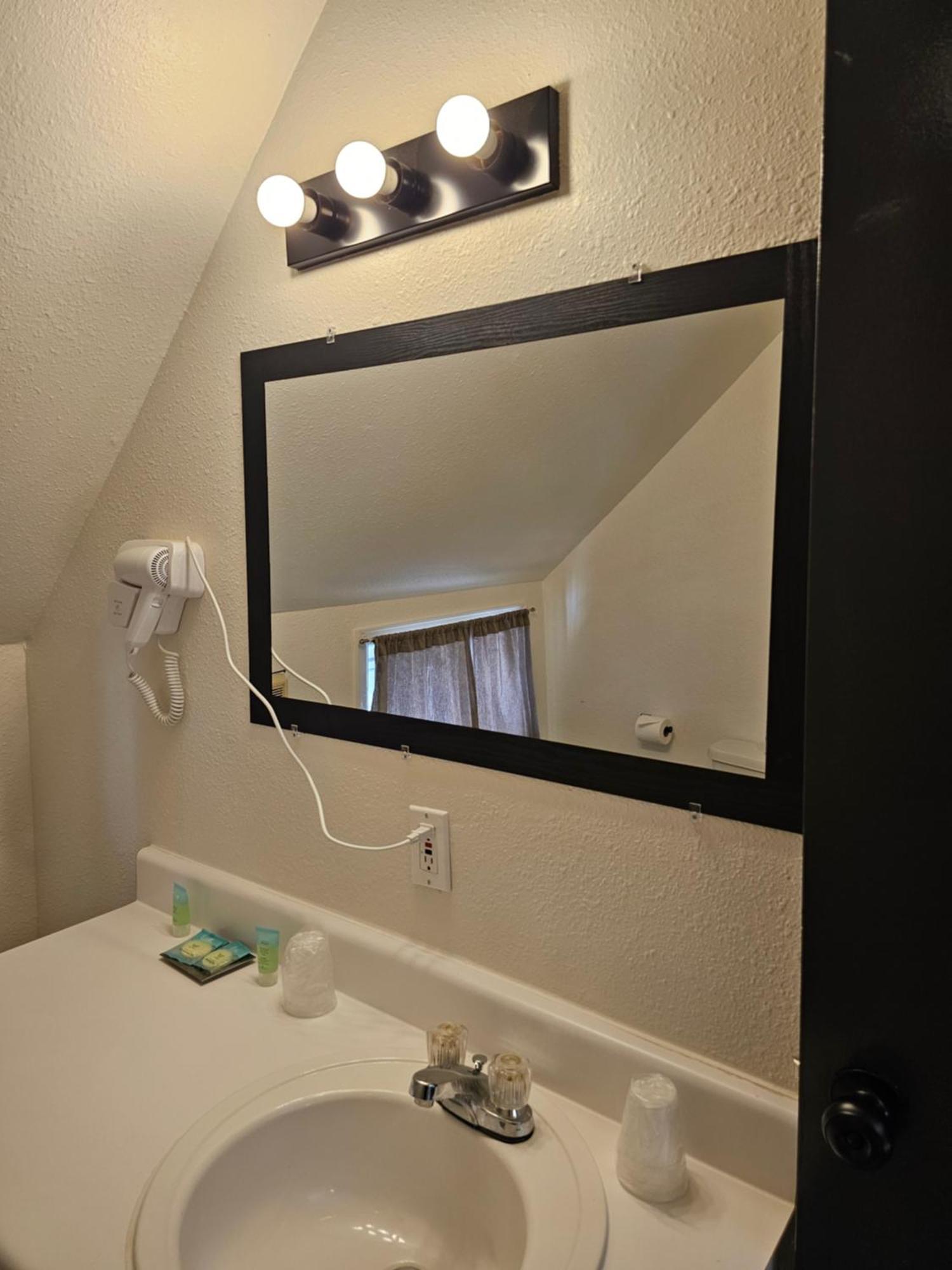 H&H Motor Lodge Idaho Springs Esterno foto