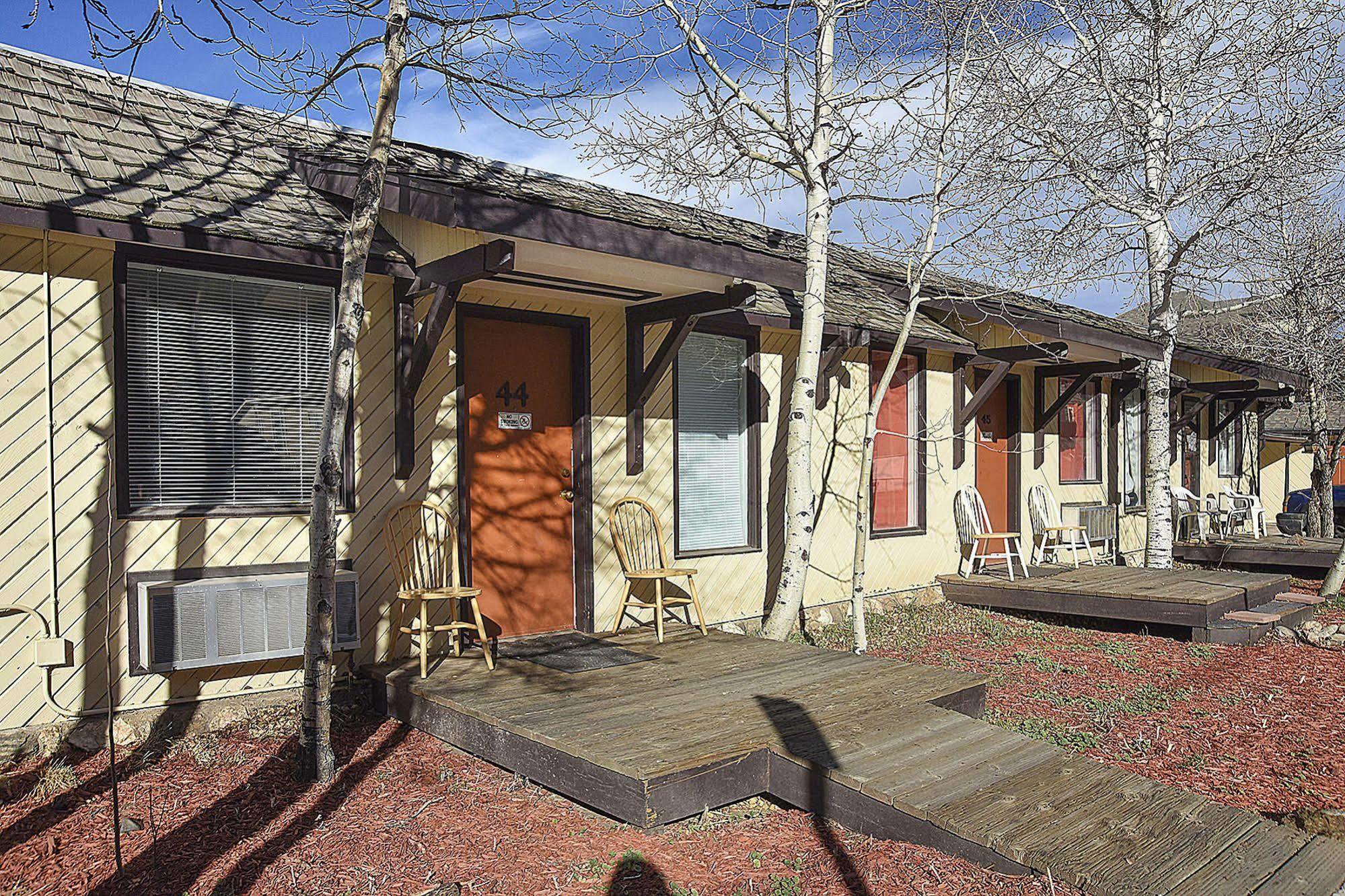 H&H Motor Lodge Idaho Springs Esterno foto
